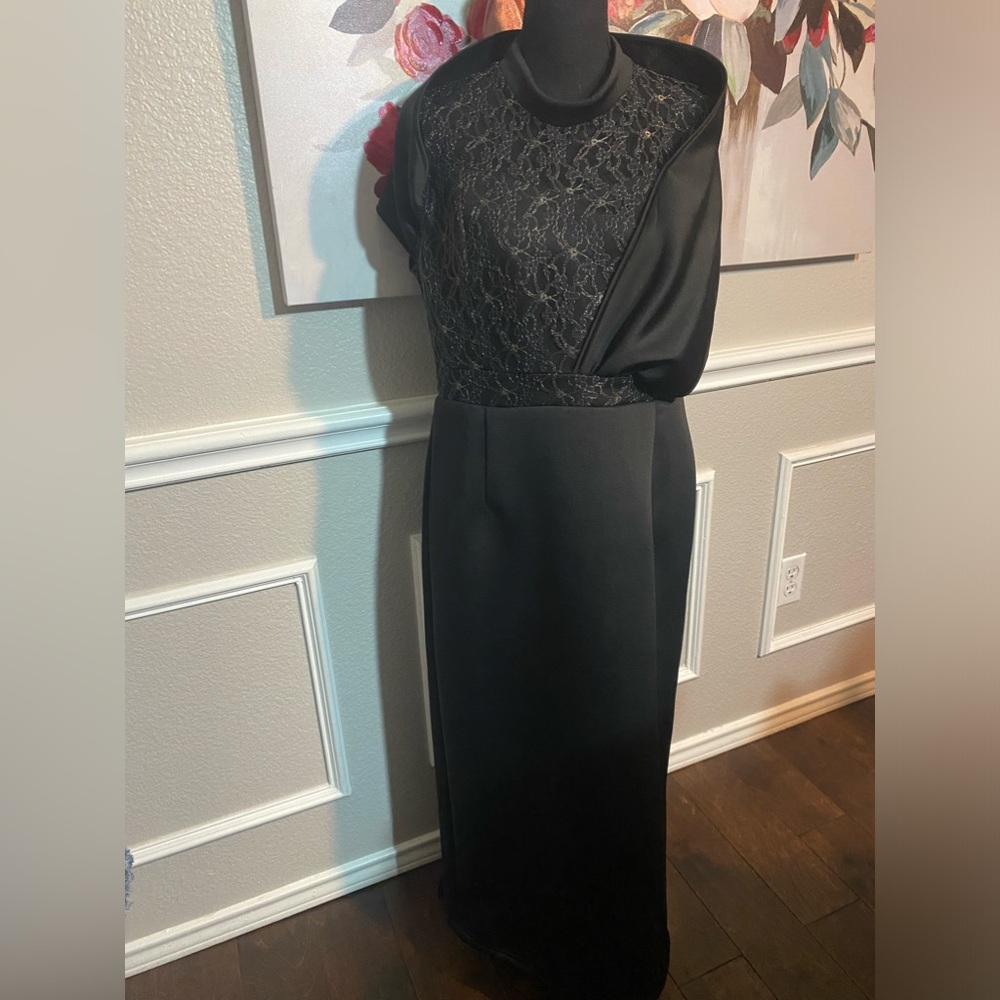Lace Cut Out Split Back Bodycon Dress || Size 2XL || Black - Picture 9 of 15